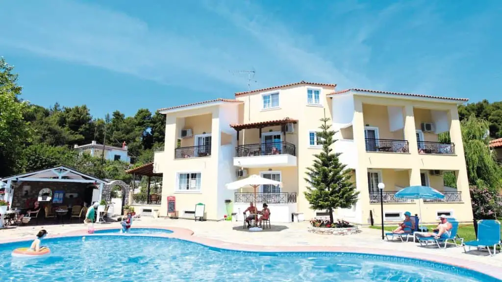 Yiannis Studios, Troulos, Skiathos
